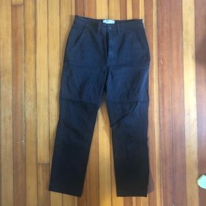 Everlane Slim Leg Crop Pant in Black